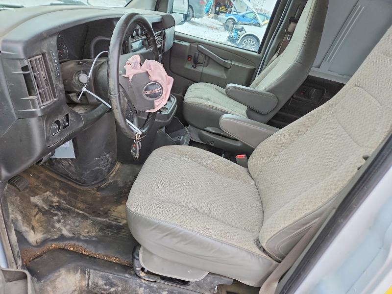 2023 GMC Savana 3500 Cargo Delivery van
