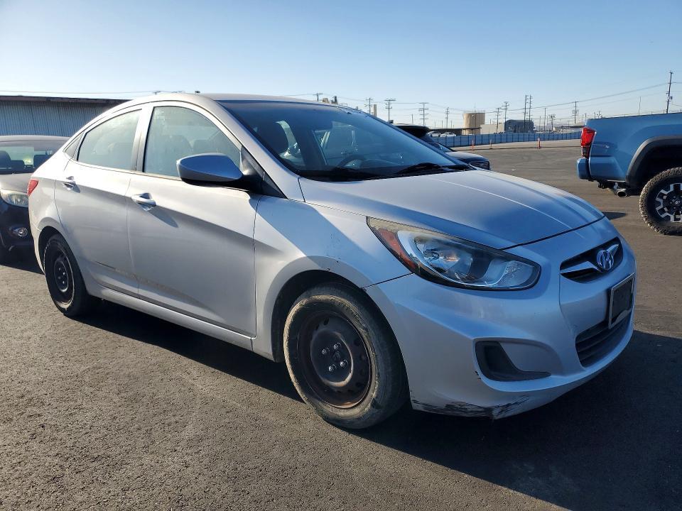2012 Hyundai Accent gls