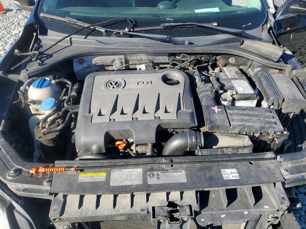 2013 Volkswagen Passat sel