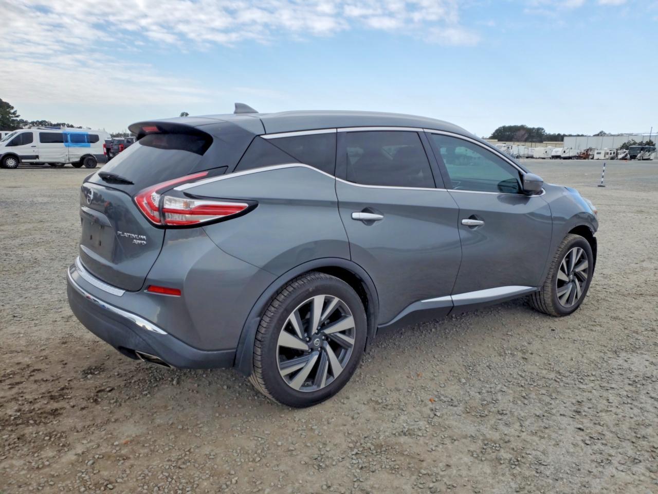 2017 Nissan Murano s