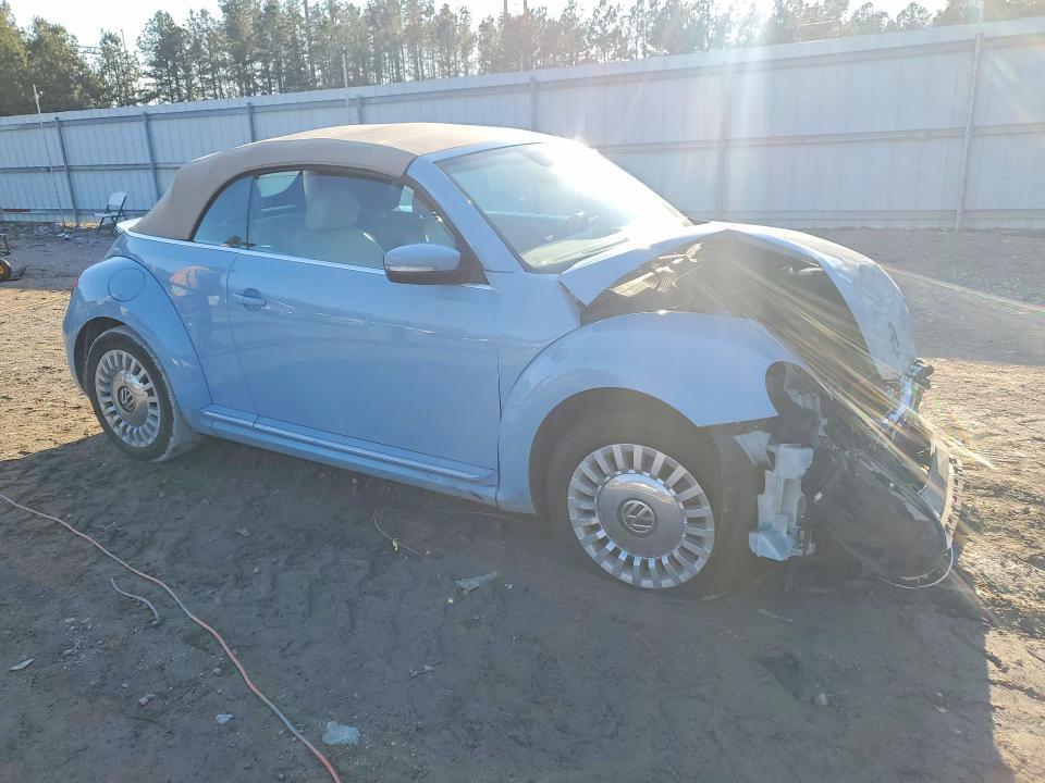 2013 Volkswagen Beetle