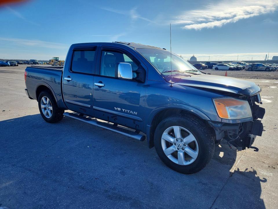 2011 Nissan Titan s