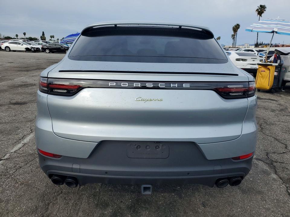 2022 Porsche Cayenne e Hybrid Coupe