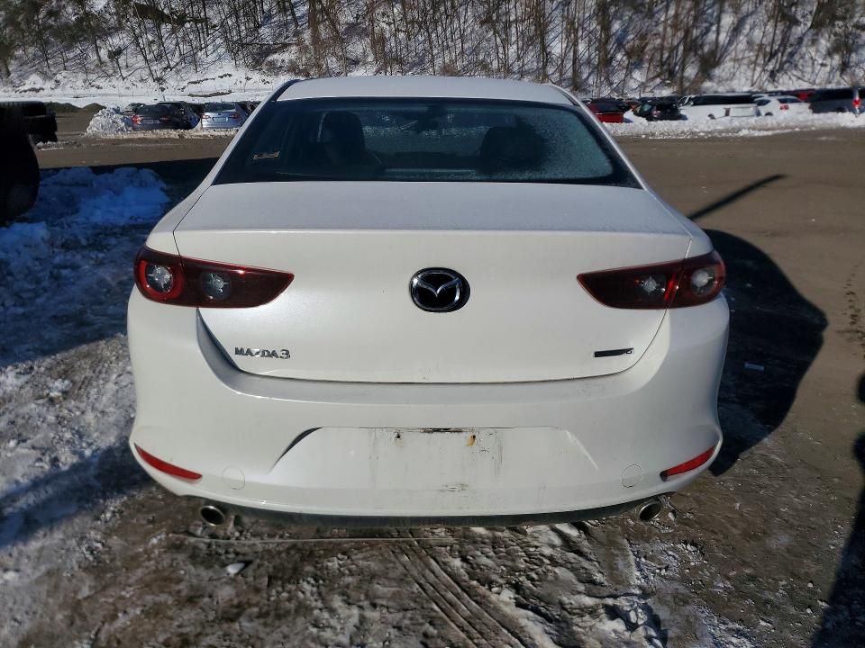 2022 Mazda 3 Select
