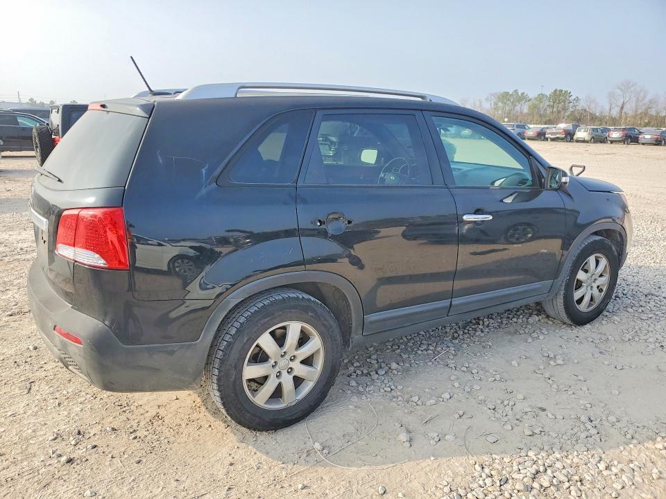 2013 KIA Sorento lx