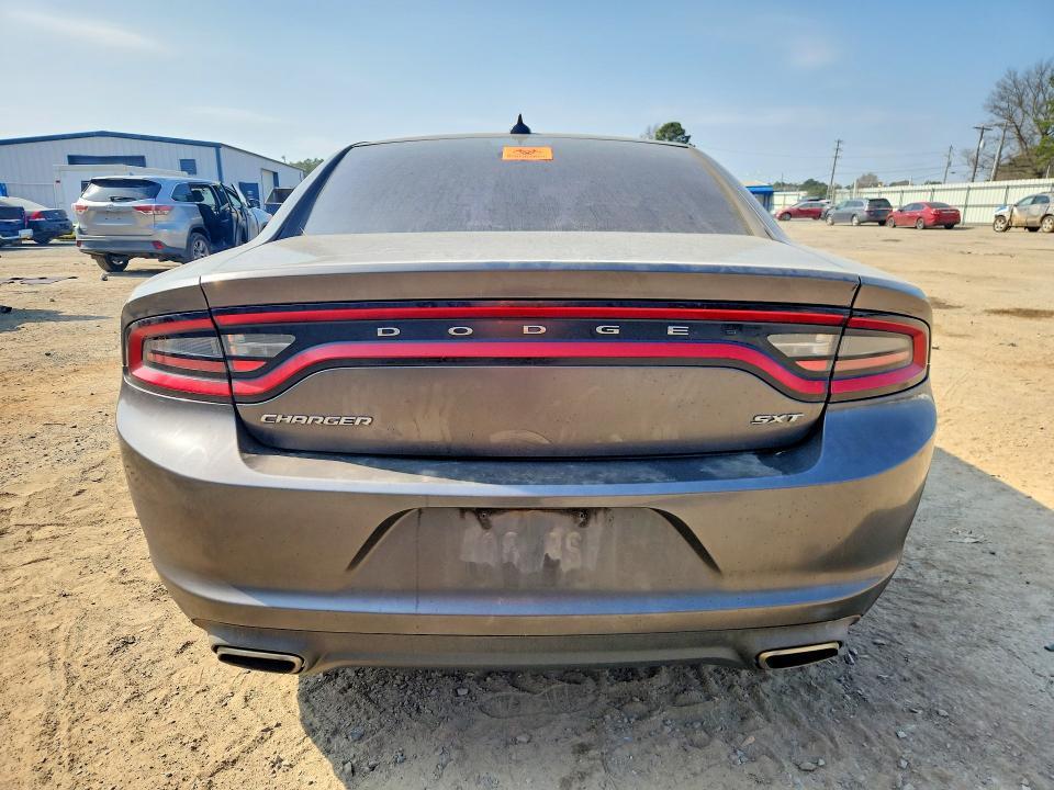 2016 Dodge Charger sxt