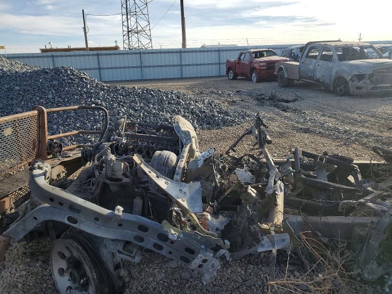 2022 Ford F350 Super Duty Flatbed Truck