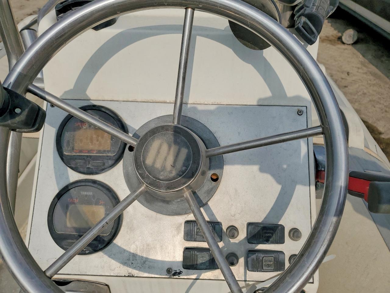 2004 Novurania Of America DL 335
