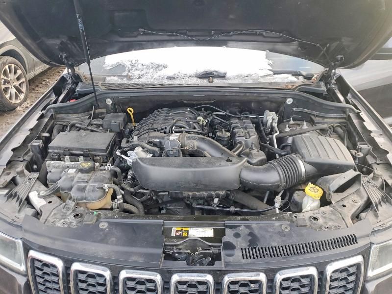 2019 Jeep Grand Cherokee Laredo