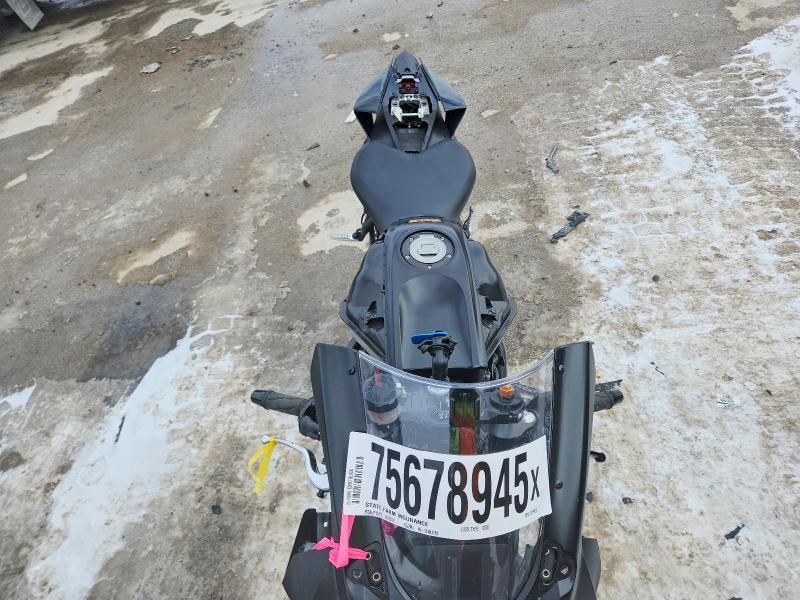2025 Yamaha YZFR7