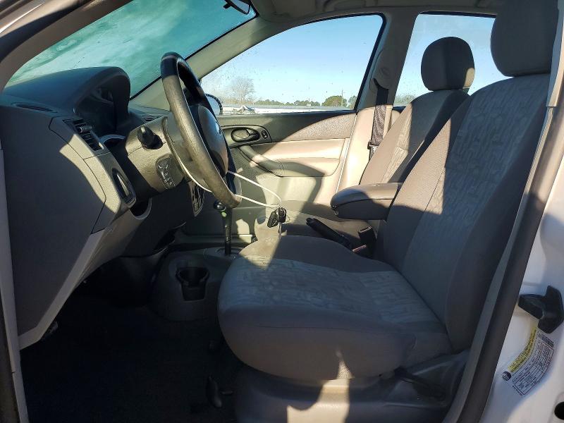 2005 Ford Focus ZX4