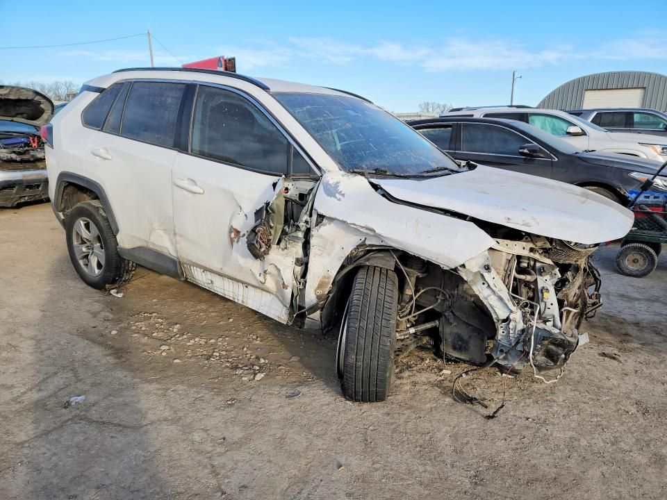 2021 Toyota Rav4 xle