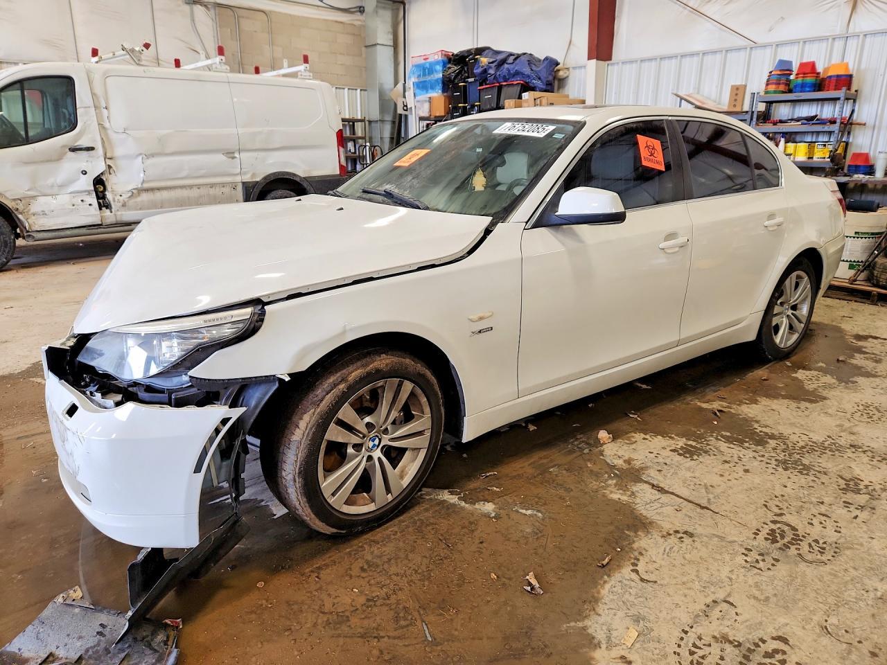 2010 BMW 528 xi