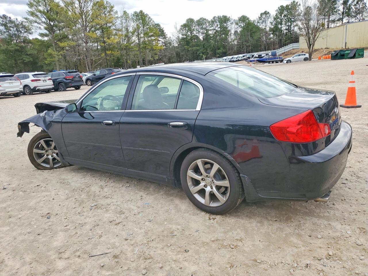 2005 Infinity G35 Base