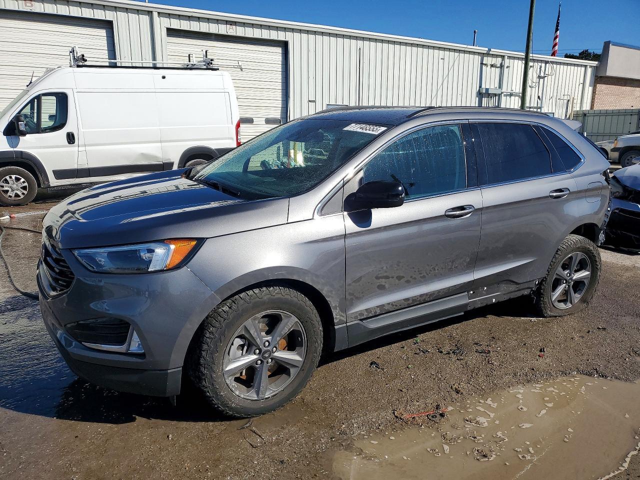 2022 Ford Edge sel