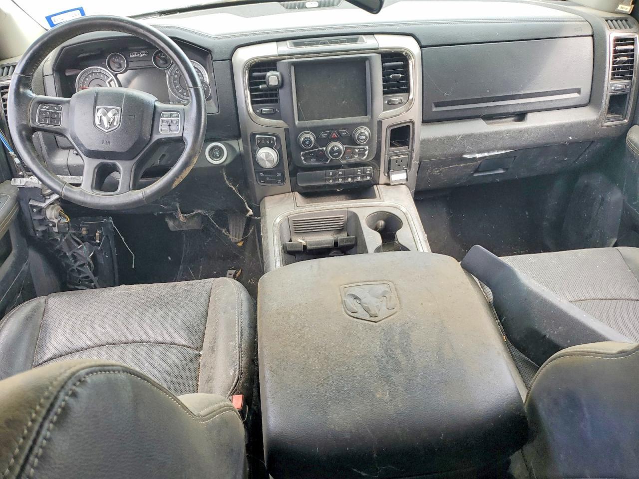 2016 Dodge RAM 1500 Sport