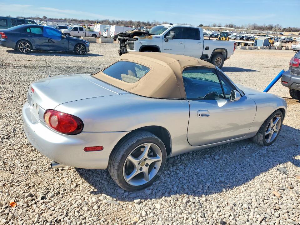 2002 Mazda Mx-5 Miata Base