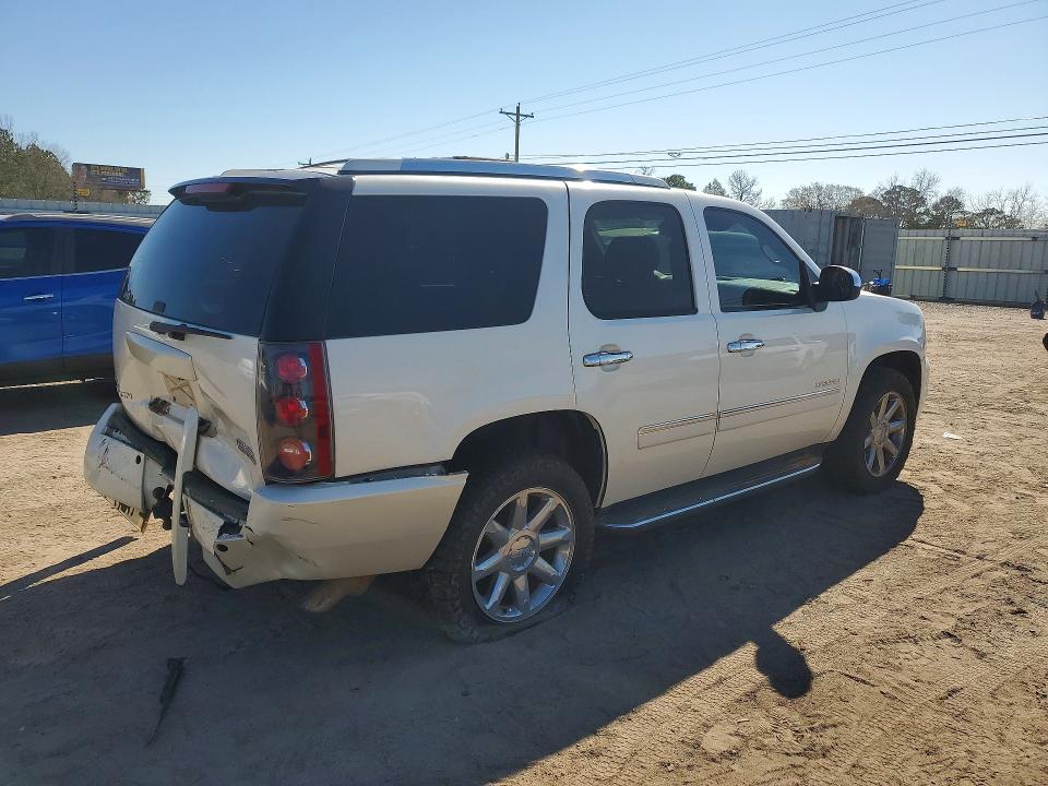 2010 GMC Yukon Denali