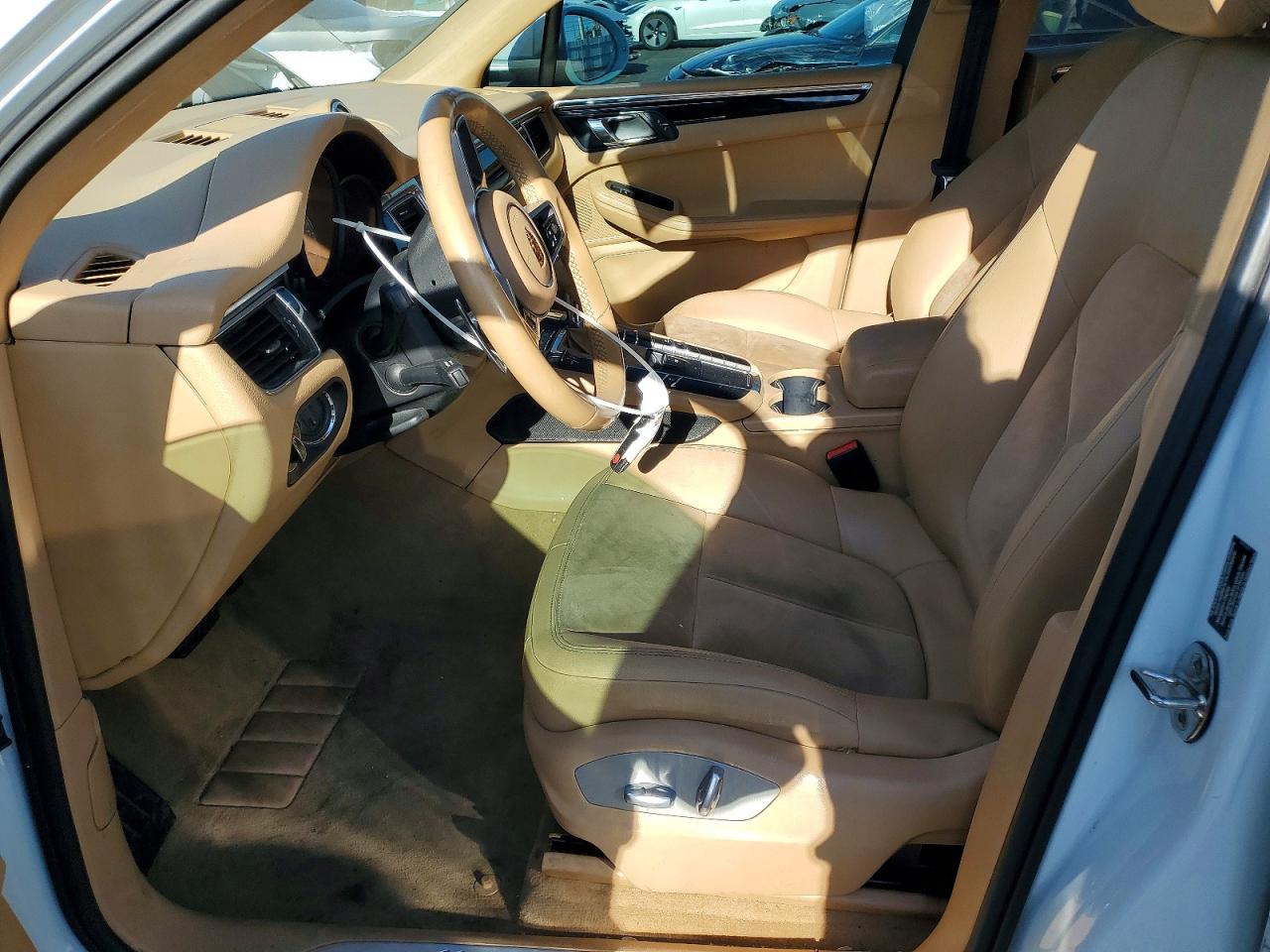 2015 Porsche Macan s
