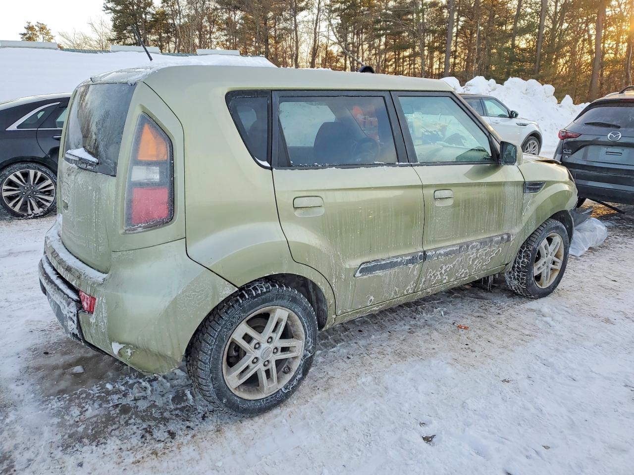 2010 KIA Soul +