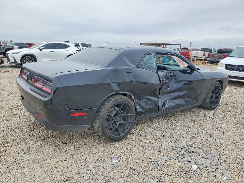 2016 Dodge Challenger sxt