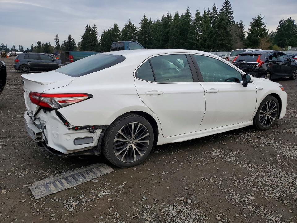 2018 Toyota Camry Hybrid
