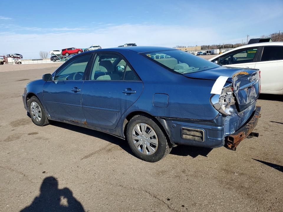 2004 Toyota Camry le