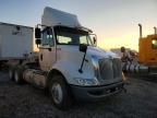 2016 International 8600 Semi Truck