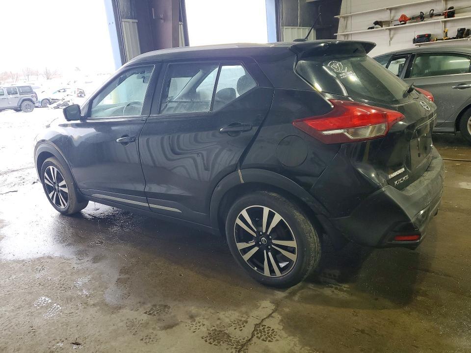 2019 Nissan Kicks s