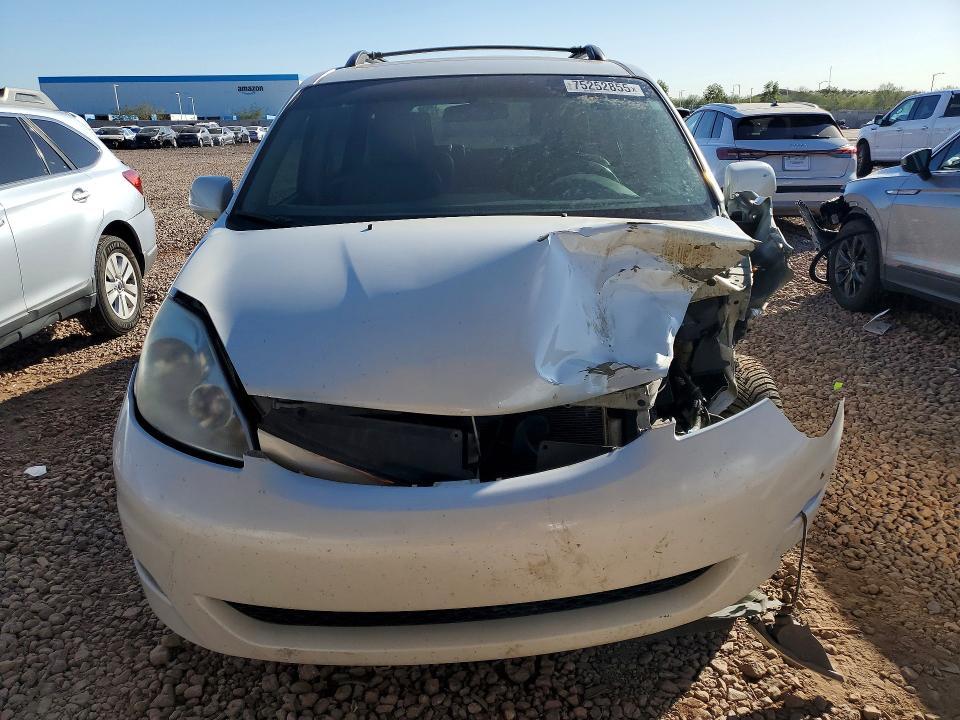 2010 Toyota Sienna xle