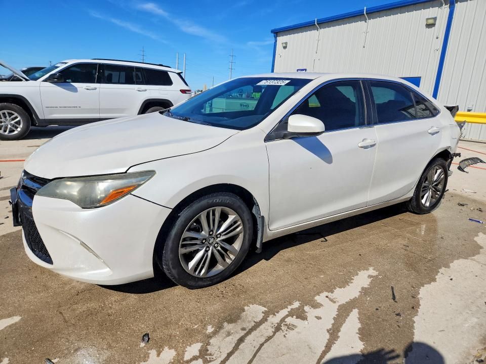 2015 Toyota Camry le