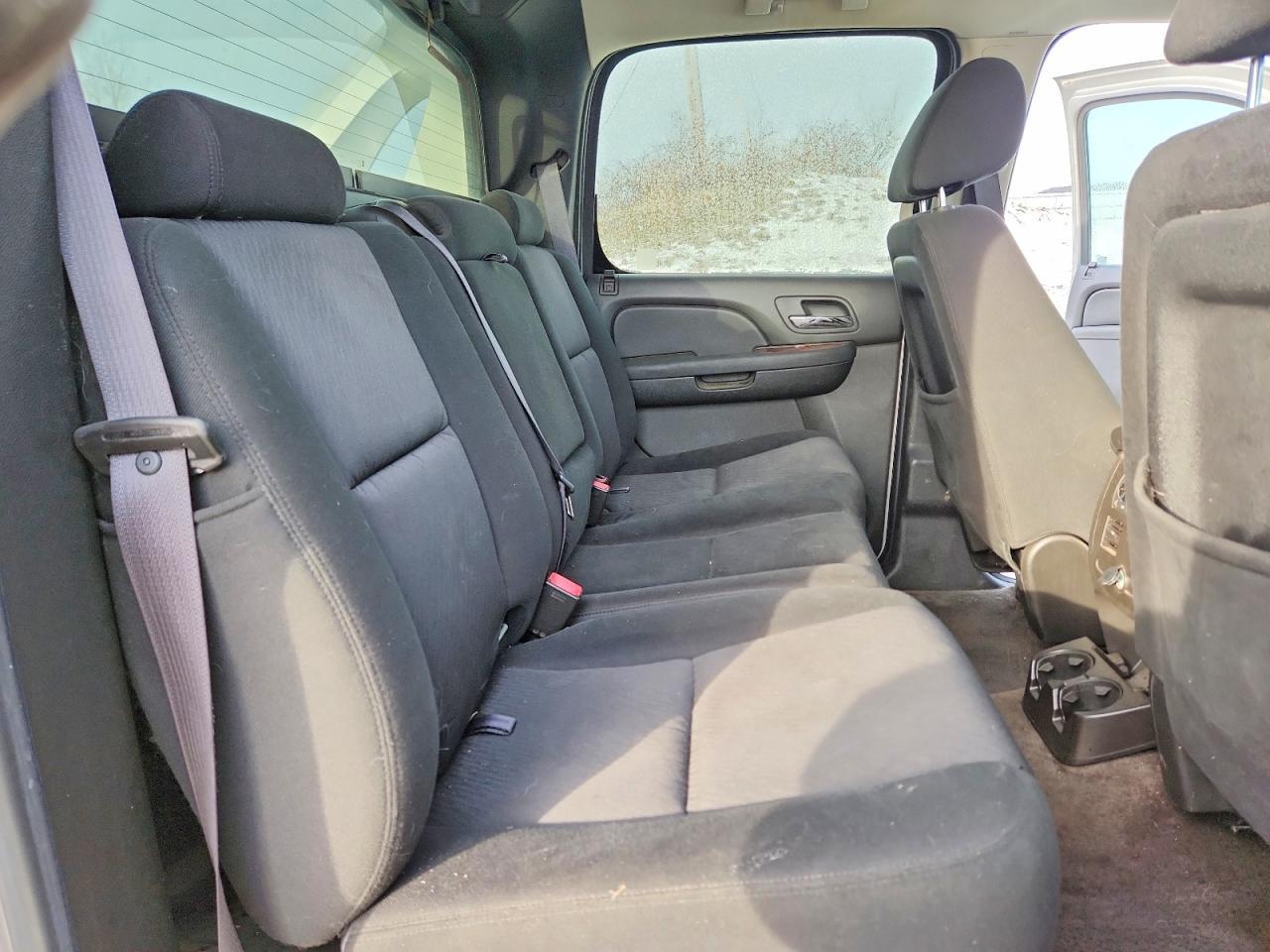 2011 Chevrolet Avalanche LS