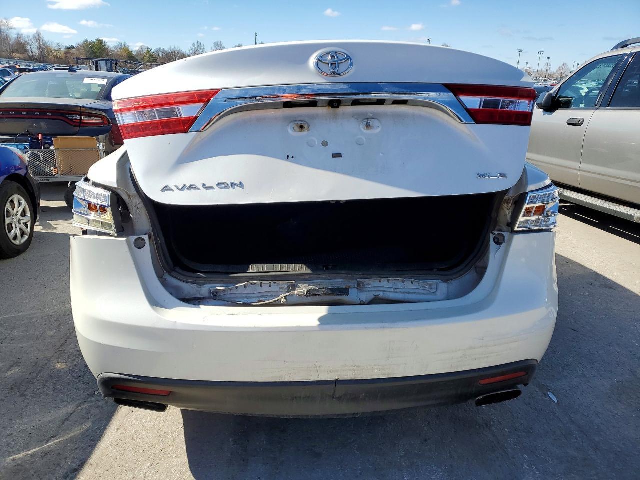 2013 Toyota Avalon Base