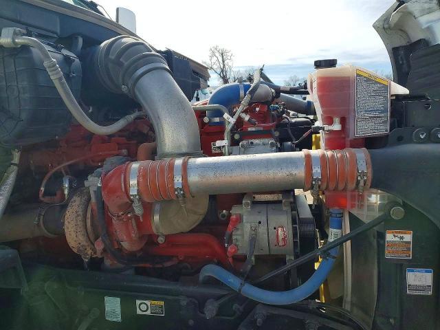 2017 Peterbilt 579 Semi Truck