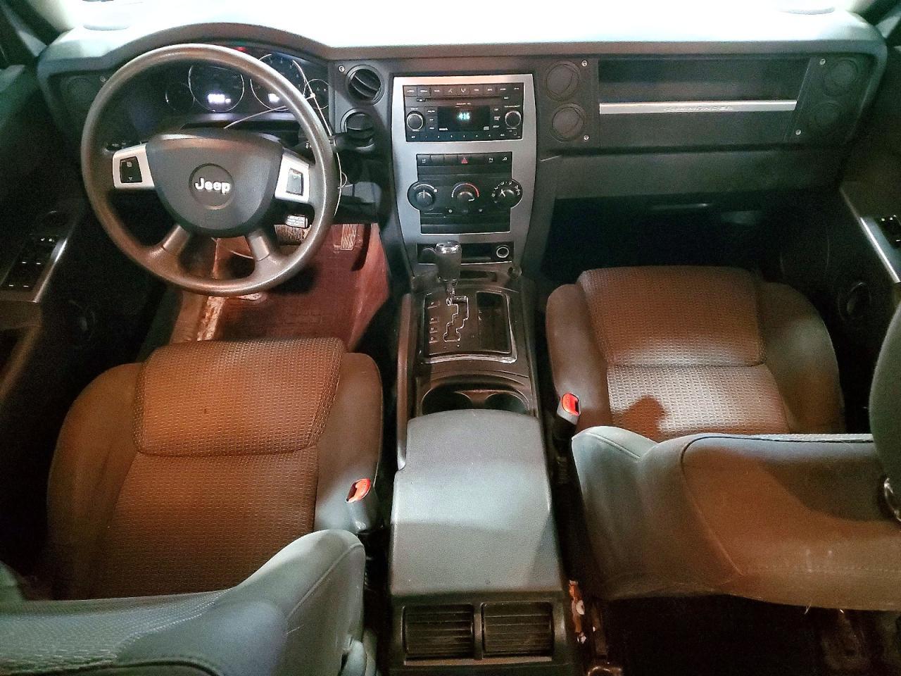 2008 Jeep Commander Sport