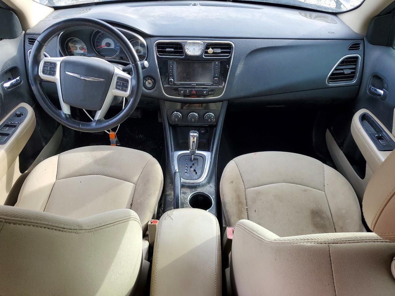 2012 Chrysler 200 Limited