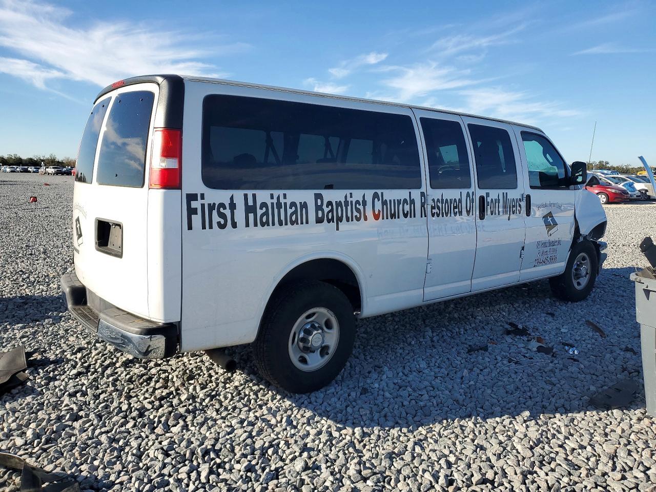 2017 Chevrolet Express G3500 LT