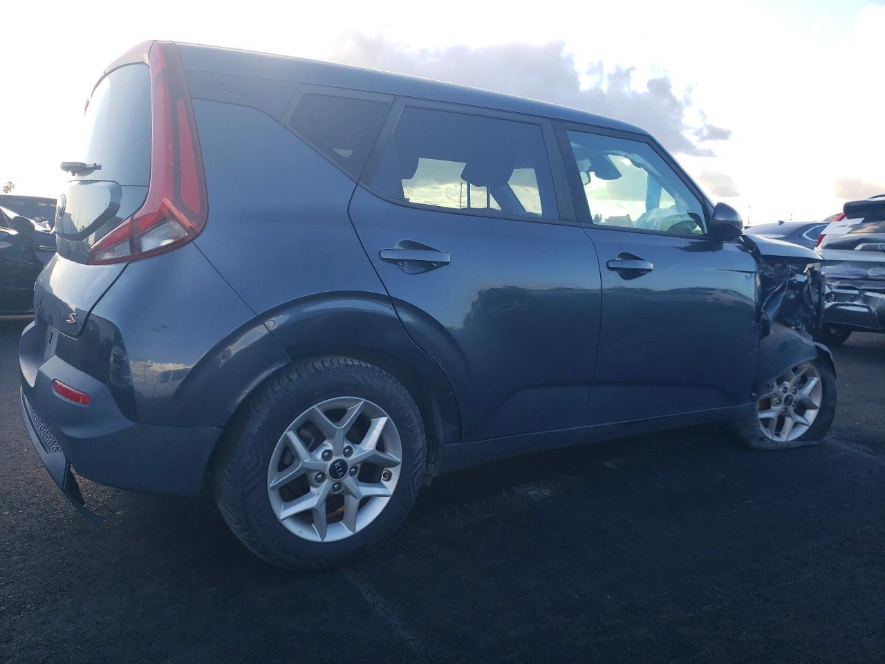 2020 KIA Soul s