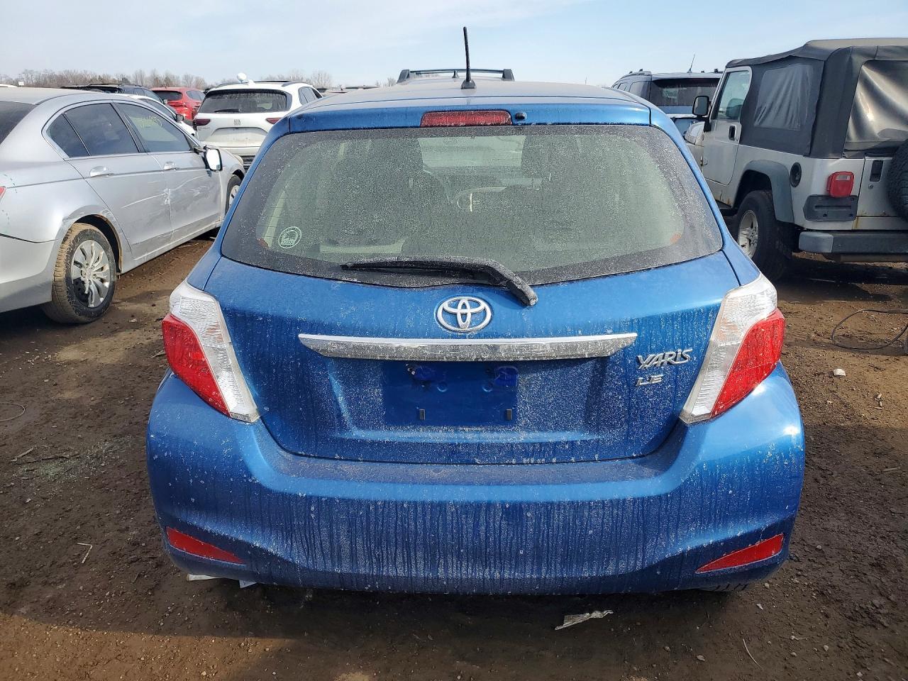 2012 Toyota Yaris le