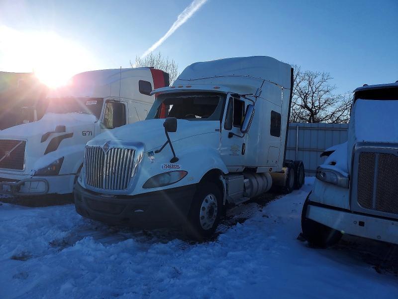 2016 International Lf687 Semi Truck