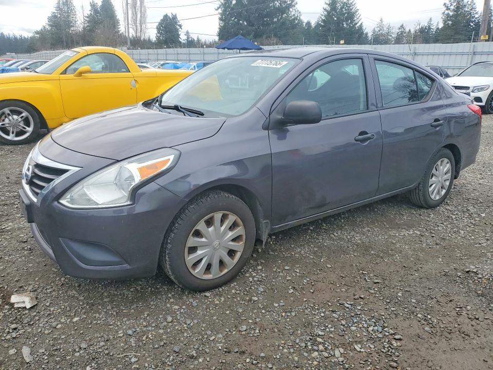 2015 Nissan Versa s