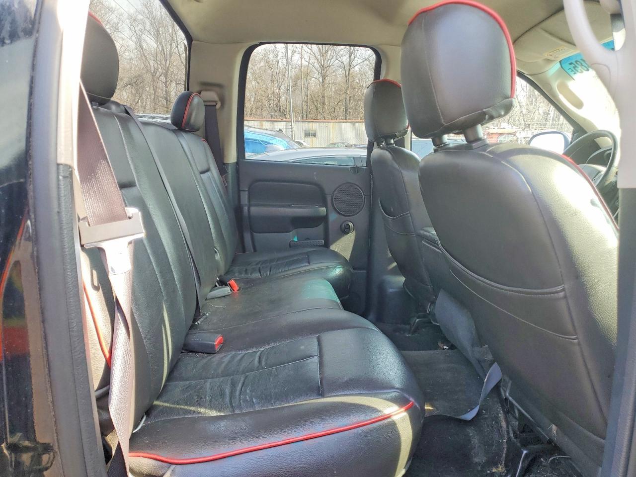 2004 Dodge RAM 1500 ST