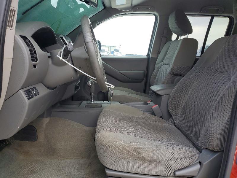 2014 Nissan Frontier sv