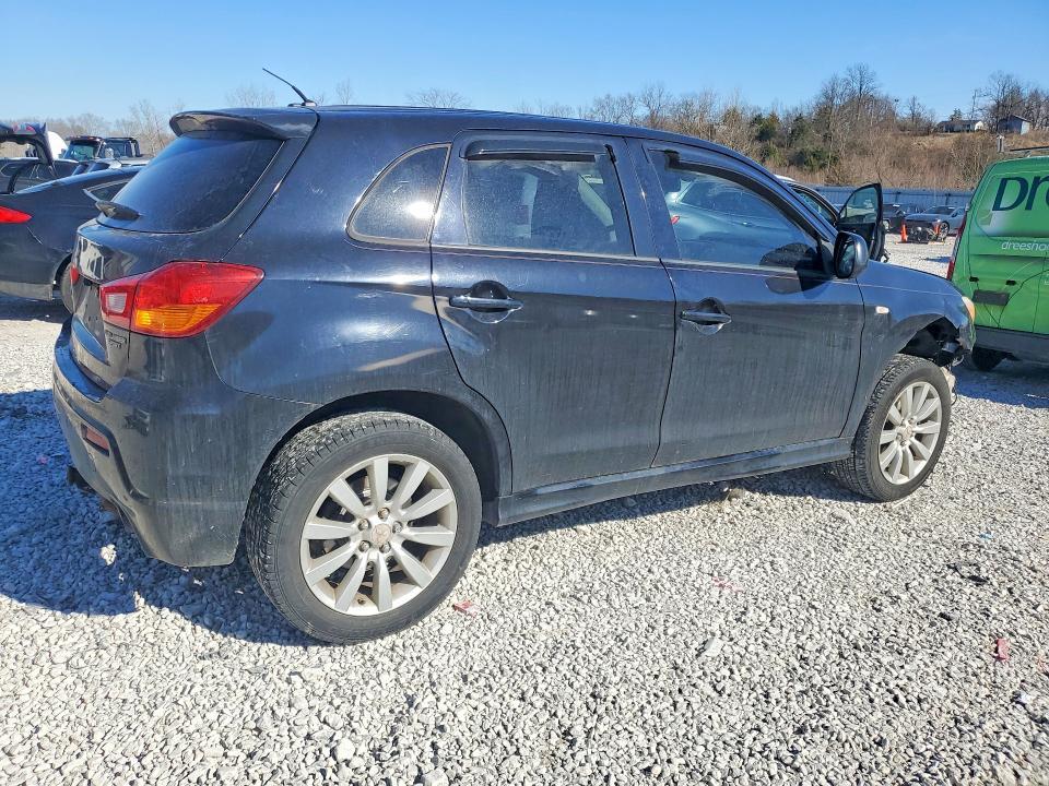 2011 Mitsubishi Outlander Sport se