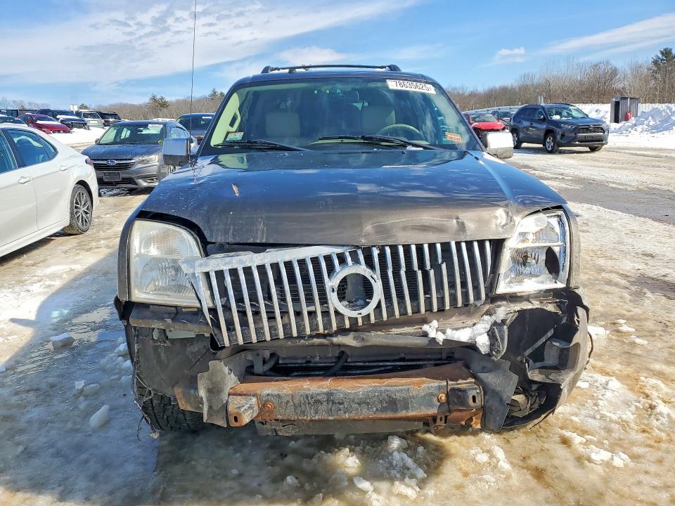 2008 Mercury Mtneer 4D