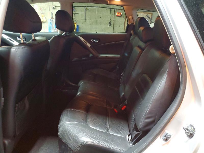 2011 Nissan Murano s