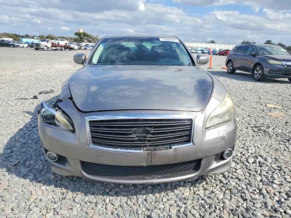 2012 Infiniti M37