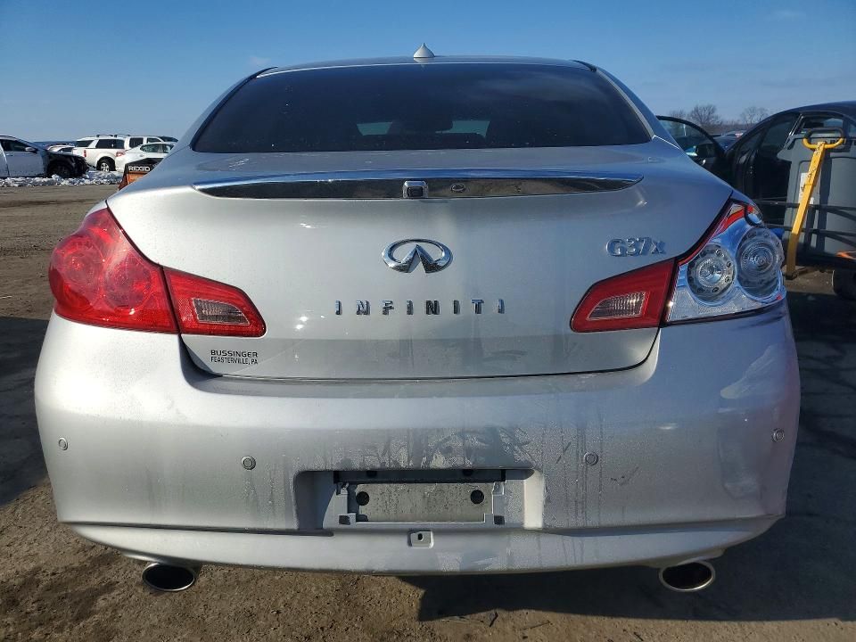 2013 Infiniti G37