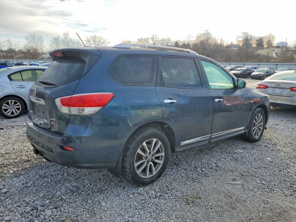 2014 Nissan Pathfinder s