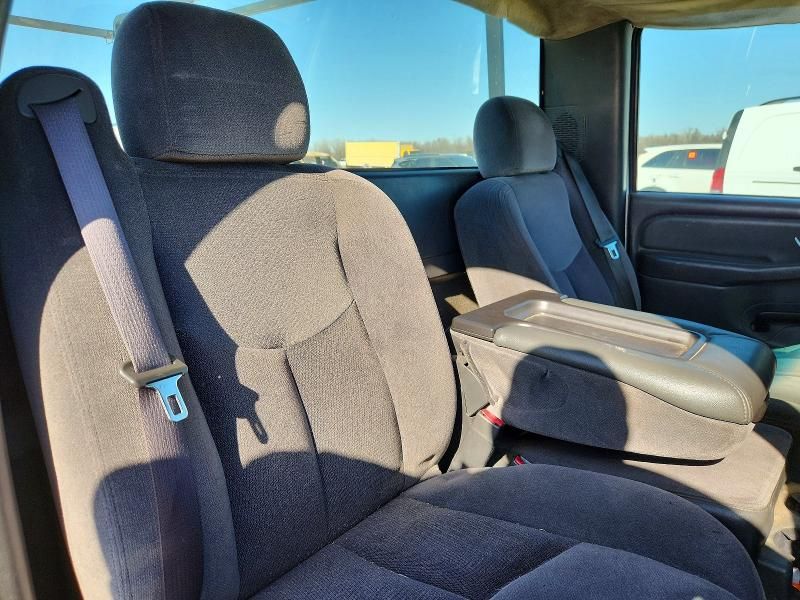 2007 GMC New Sierra C1500 Classic